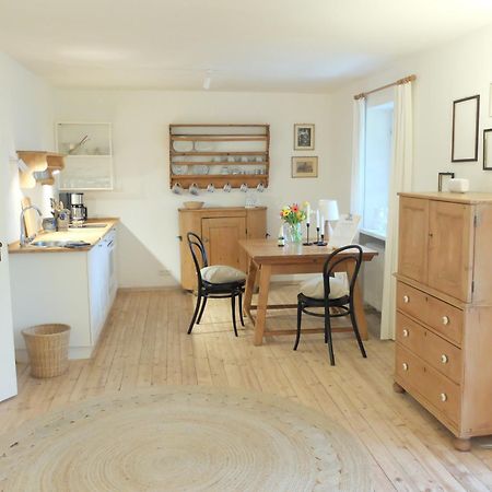Gartenstudio-Apartment Tausendfreund - Adults Only - Am Chiemsee Брайтбрунн-ам-Кимзе Экстерьер фото